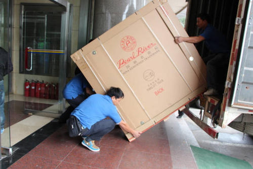南川钢琴贵重工艺品无忧运